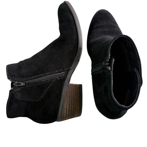 Ankle_Boots_&_Booties